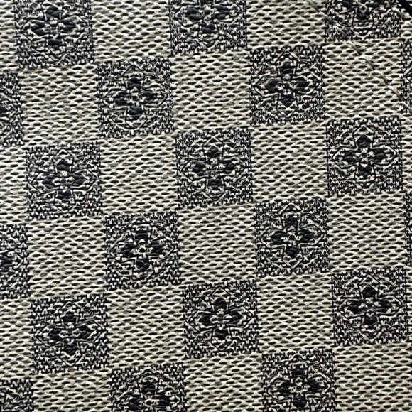 Checkered Tote Crossbody Bag w/ Gold Heart Tassel Charm Purse, New - Picture 15 of 16